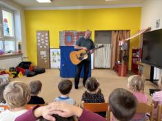 Loutkové divadlo - Pohádka O Šípkové Růžence